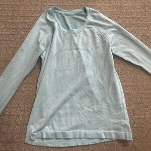 Lululemon swiftly tech long sleeve shirt
